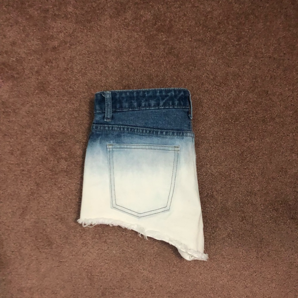 Forever 21 shorts - Picture 2 of 2